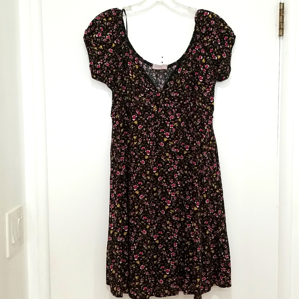Dream Of Me Prairie Boho Ditsy Floral Printed Dress Size M